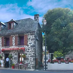 https://hotel-de-la-poste.hotels-rhonealpes.com