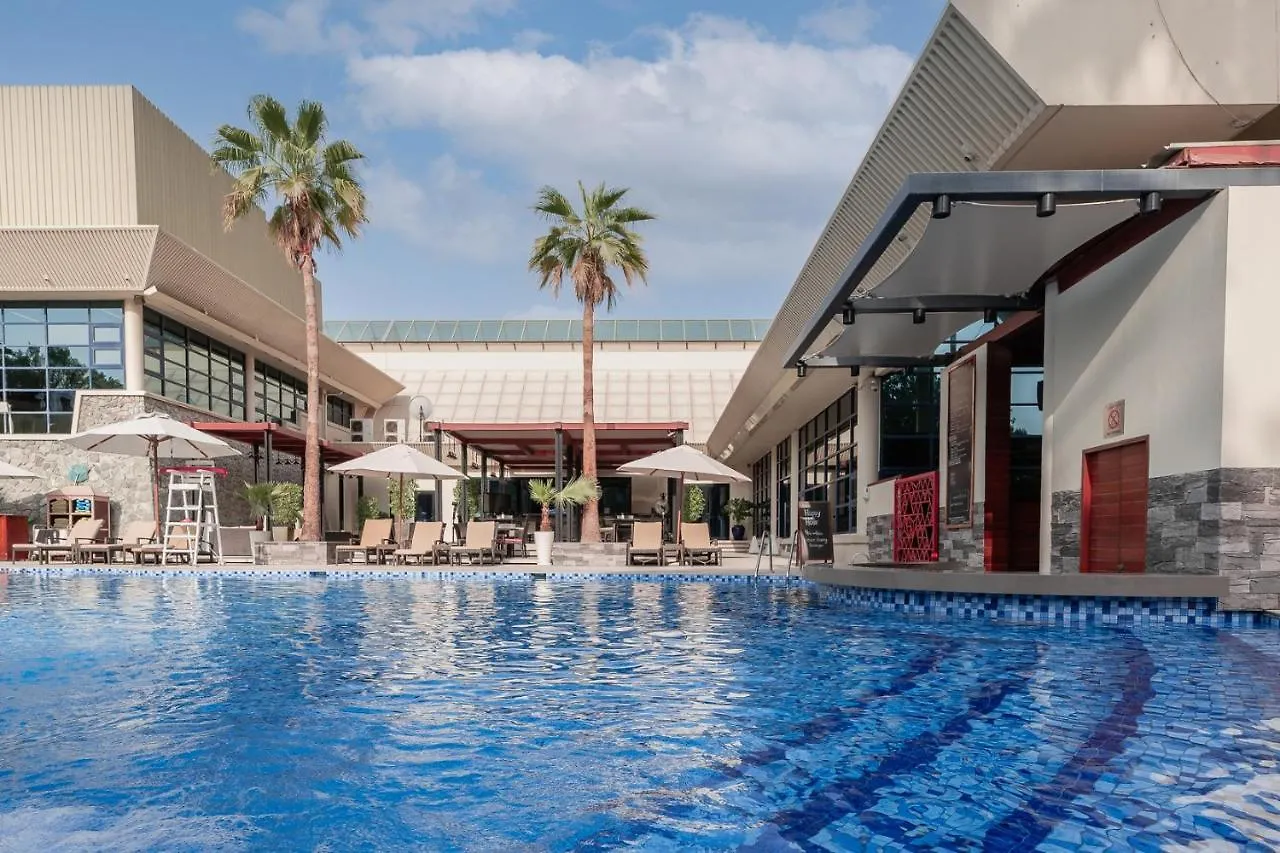 Jumeirah Creekside Dubai 5*,
