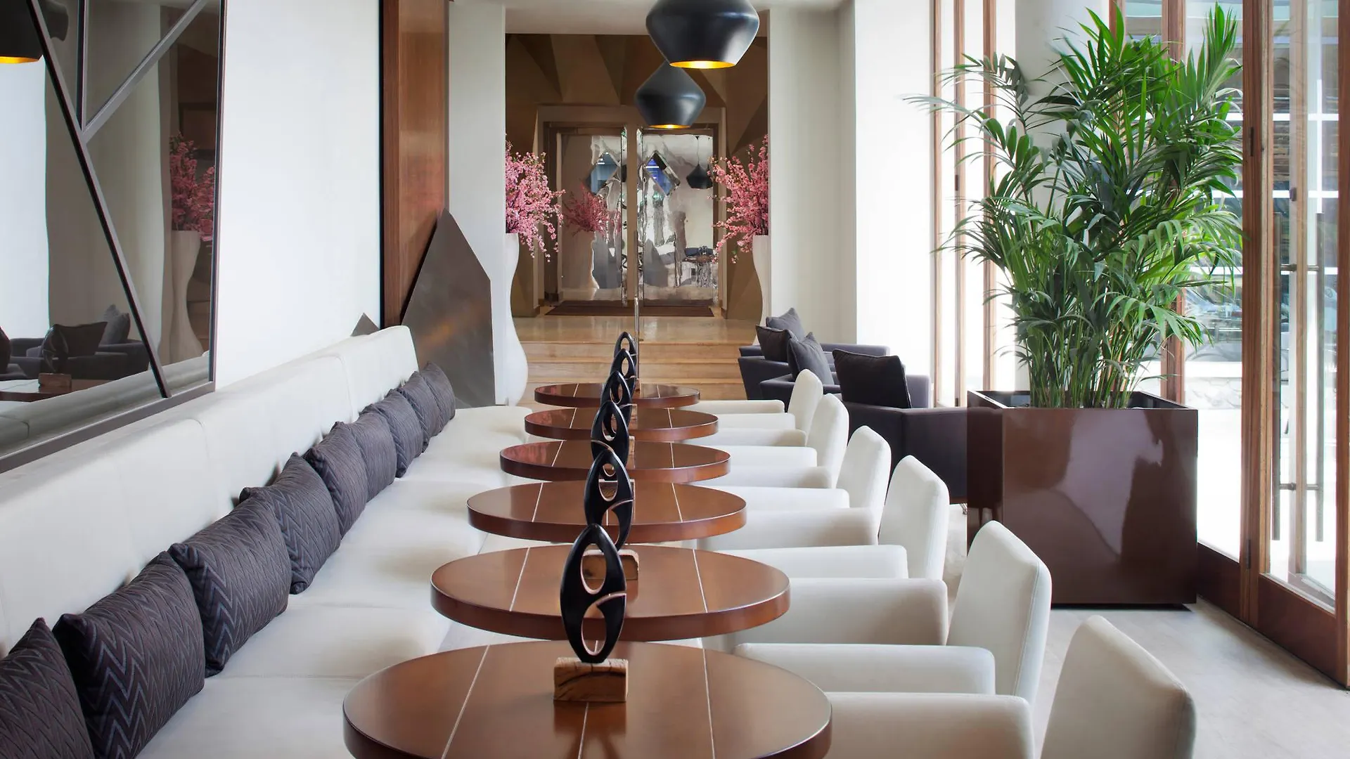Jumeirah Creekside Дубай ОАЭ